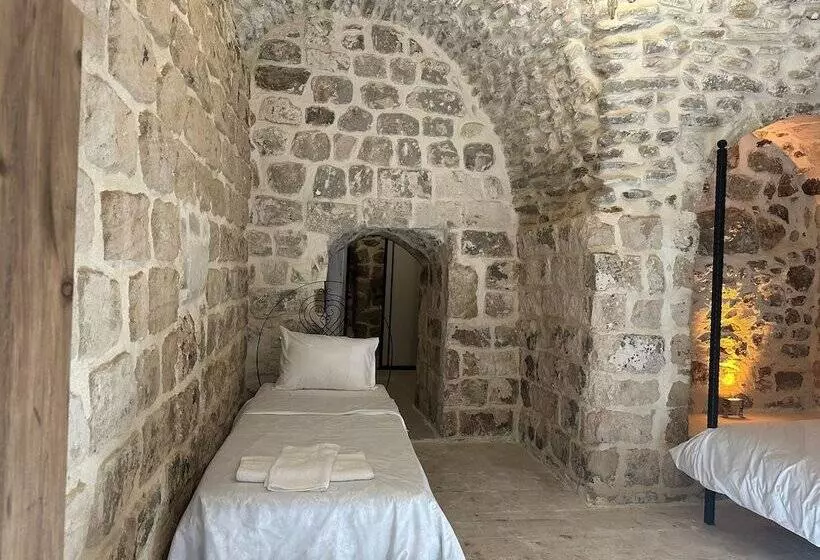 هتل Beyzade Konaği