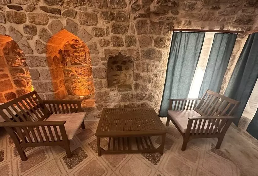 هتل Beyzade Konaği