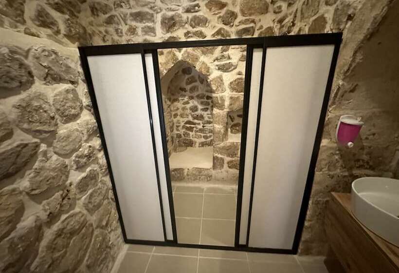 هتل Beyzade Konaği