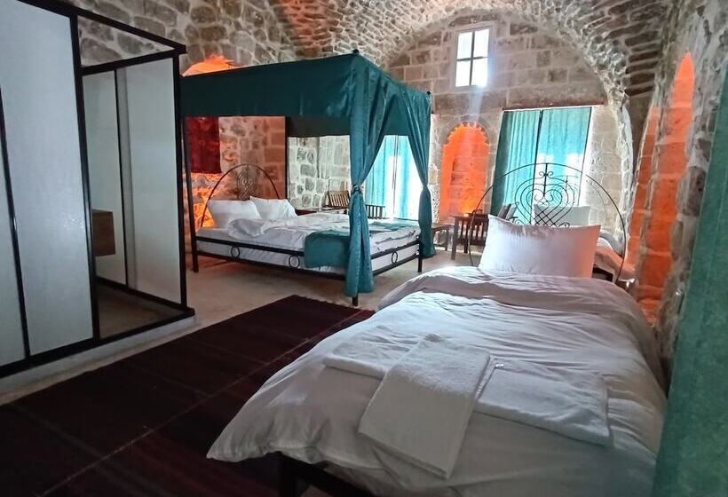 هتل Beyzade Konaği