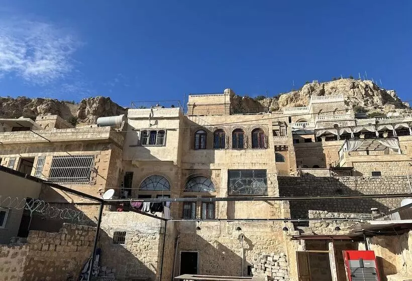 هتل Beyzade Konaği