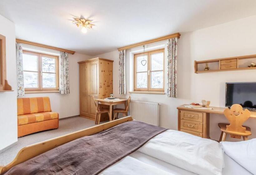 ホテル Christernhof