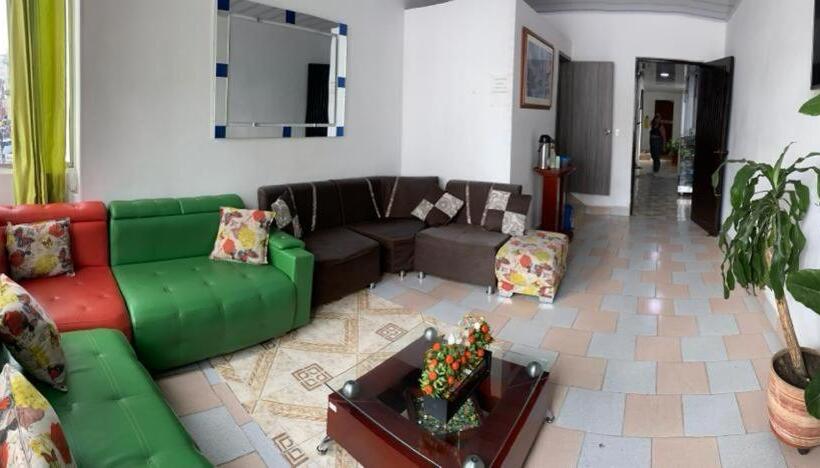 Otel Farallones Cali