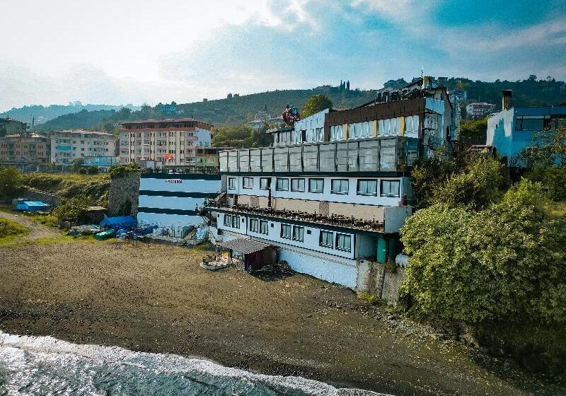 ホテル Fevzi Hoca