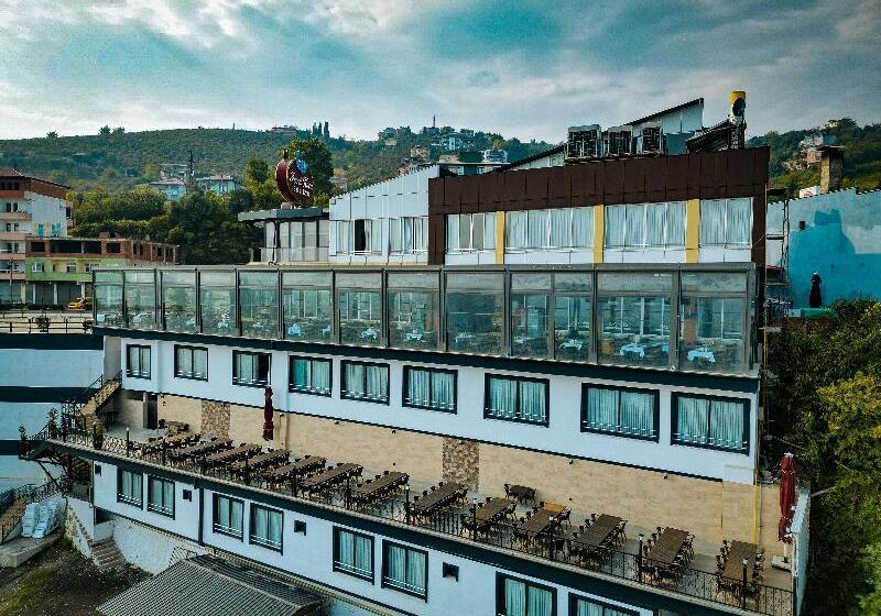 ホテル Fevzi Hoca