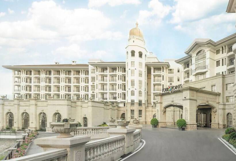 Отель Four Points By Sheraton Yangjiang City Center