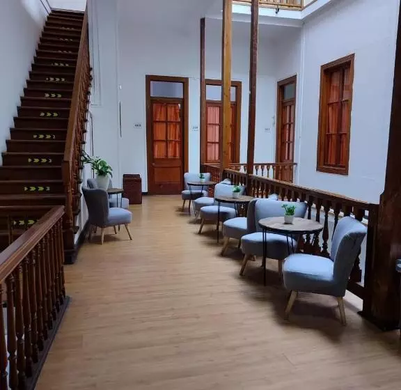 هتل Gran Casona Hostal