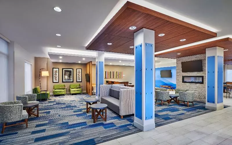 Hotelli Holiday Inn Express & Suites Windsor East   Lakeshore, An Ihg