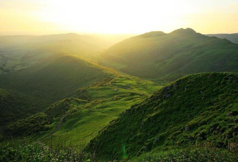 בית מלון כפרי Le Rocher Du Cerf