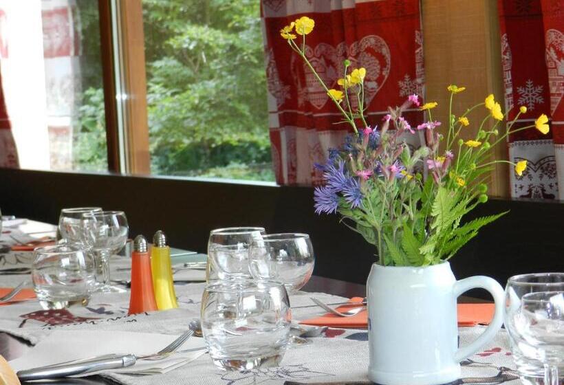 בית מלון כפרי Le Rocher Du Cerf