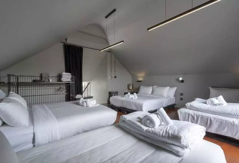 Hotelli Phrip Phri Luxury Pool Villas