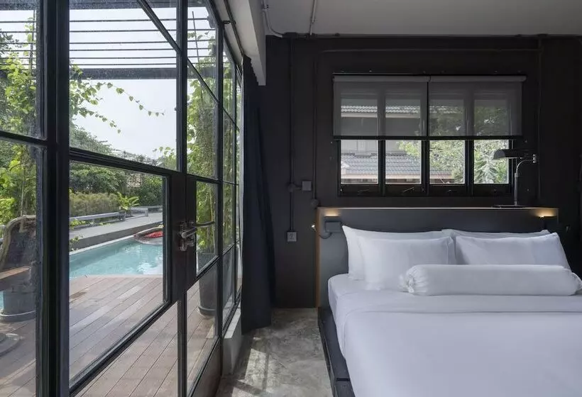 Hotelli Phrip Phri Luxury Pool Villas