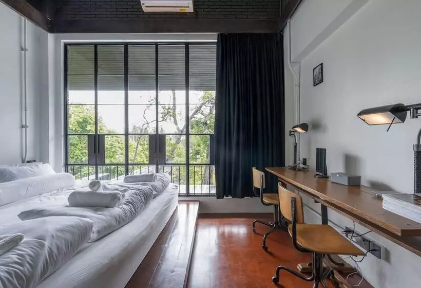 Hotelli Phrip Phri Luxury Pool Villas