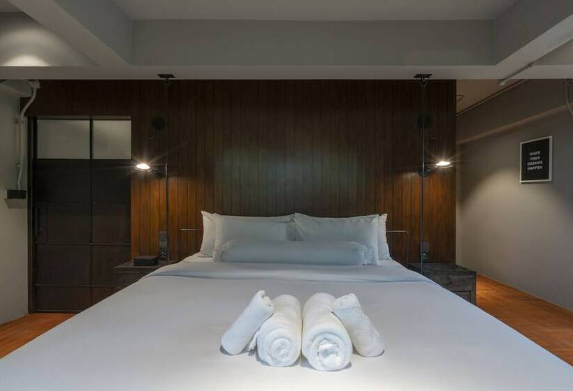 בית מלון כפרי Phrip Phri Luxury Pool Villas