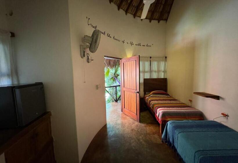 One Love Hostal Puerto Escondido