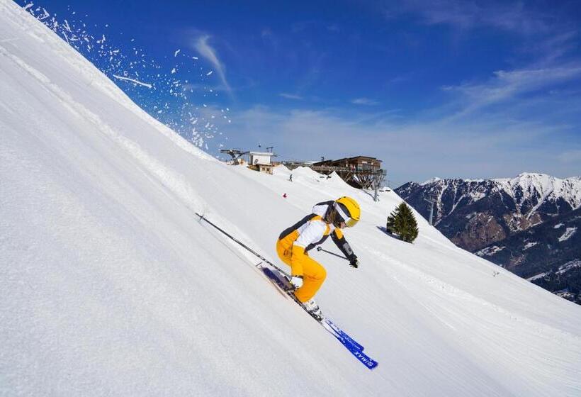 بنسيون Berghof Riesneralm