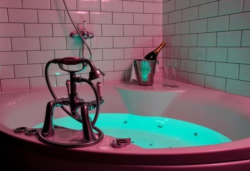 膳宿费 Broadoaks Boutique Country House