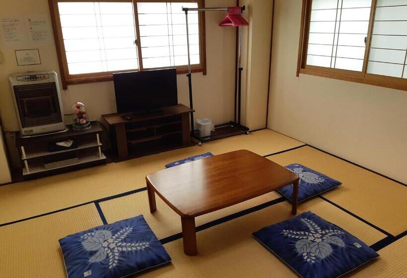 פנסיון Lodge Edmonton