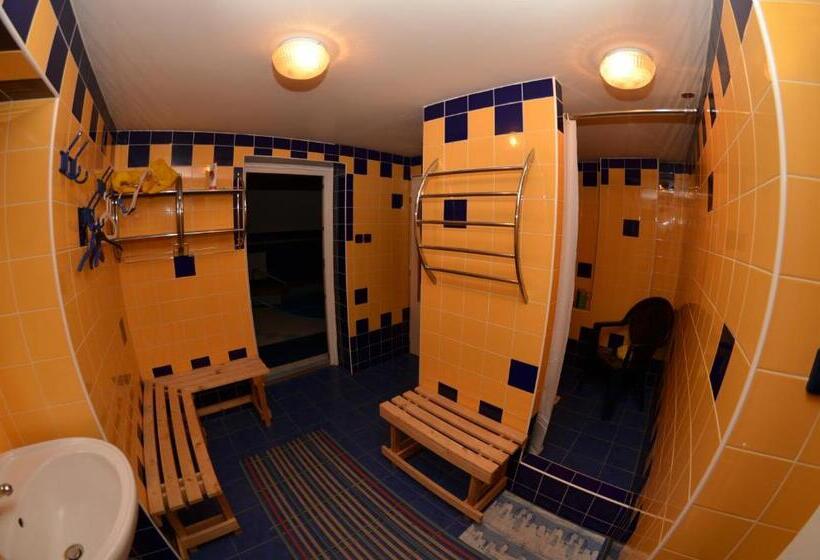 פנסיון Relax House