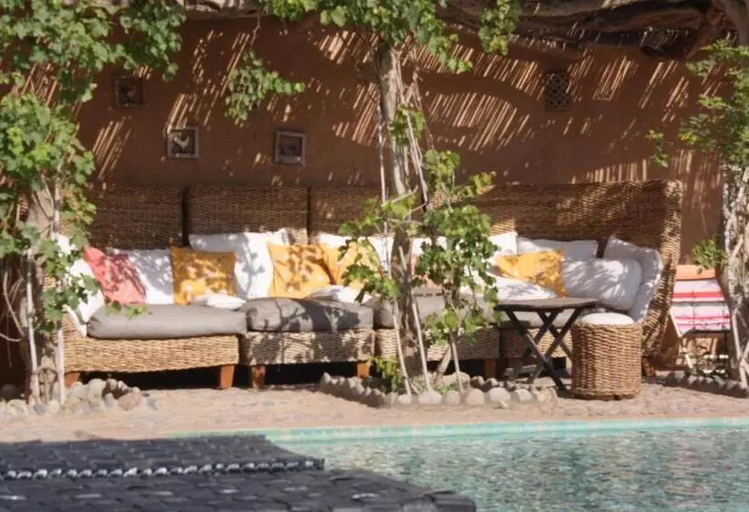 ペンション Riad El Koudia