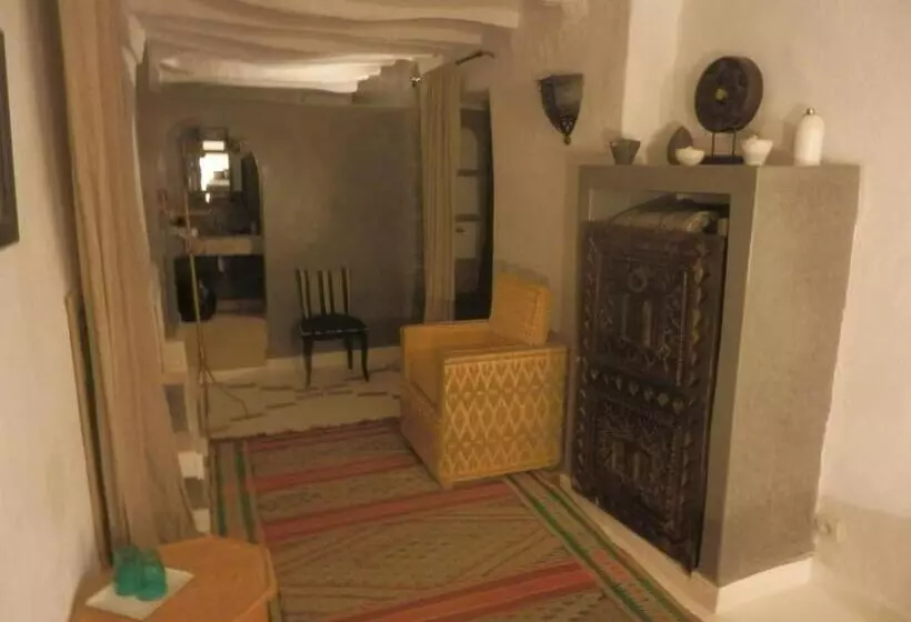 ペンション Riad El Koudia