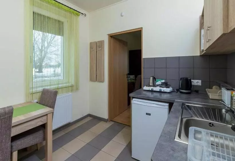 ペンション Tölgyfa Vendégház