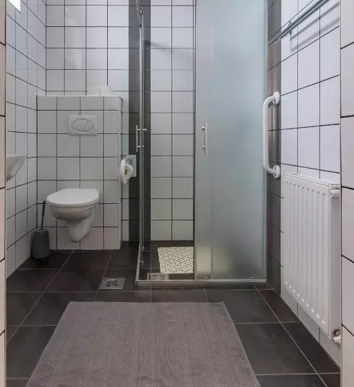 ペンション Tölgyfa Vendégház