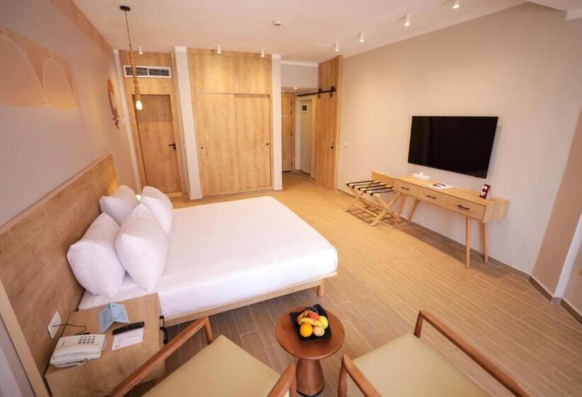 استراحتگاه Calimera Blend Paradise