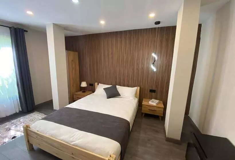 Ahsena Buti̇k Otel