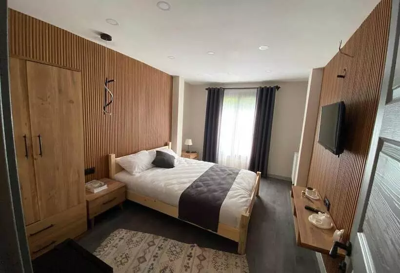Ahsena Buti̇k Otel