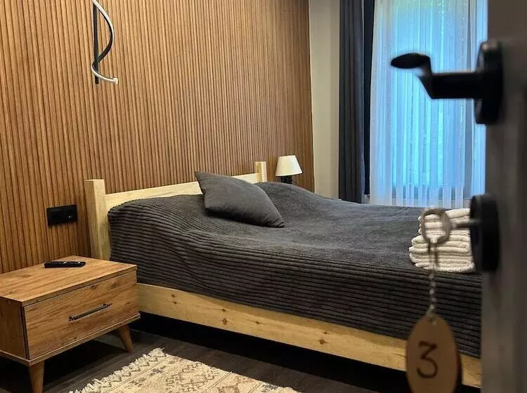 Ahsena Buti̇k Otel