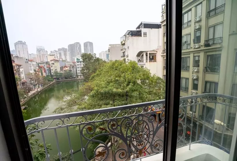 Granda Lake View Hotel & Apartment