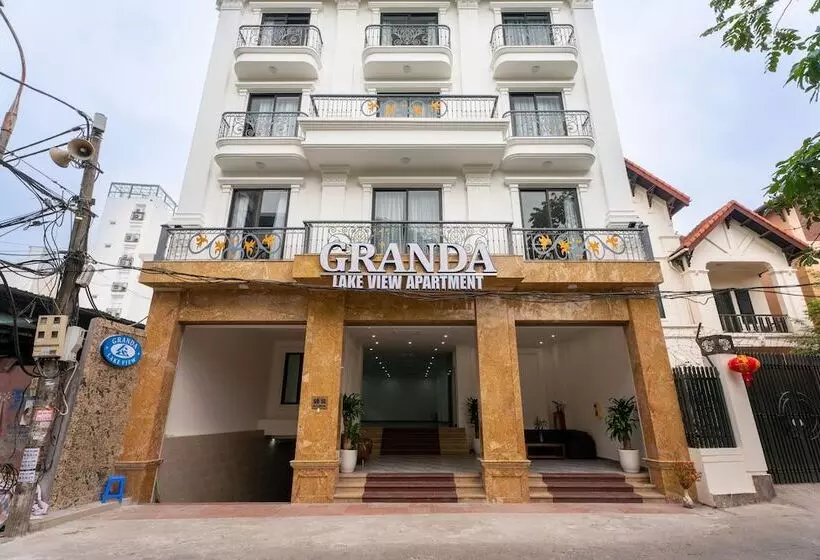 Granda Lake View Hotel & Apartment
