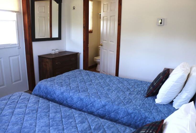 פונדק Auberge Val Carroll