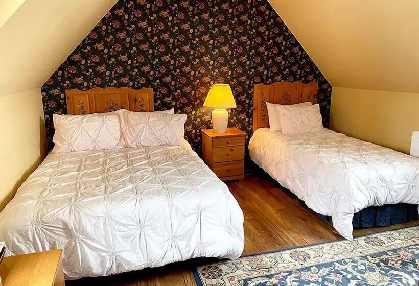 Hostelli Auberge Val Carroll