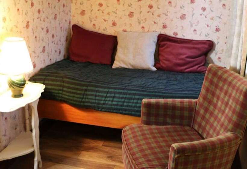 פונדק Auberge Val Carroll