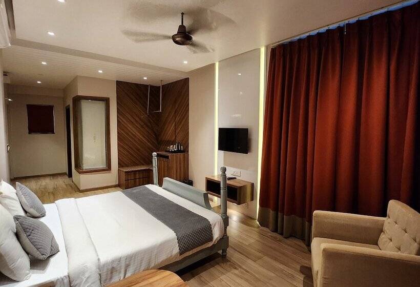 Hotel Alwar Vanyaevilas