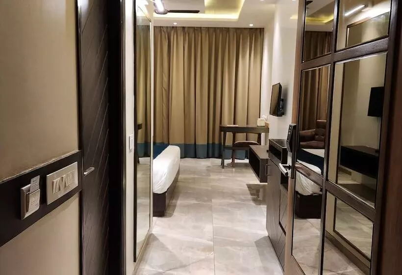 ホテル Alwar Vanyaevilas