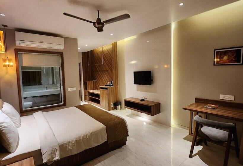 Hotel Alwar Vanyaevilas