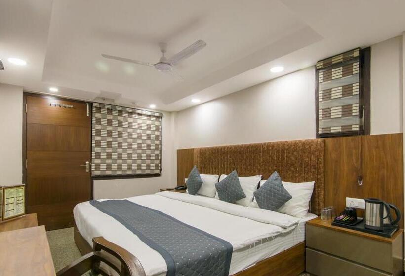 호텔 Anand   New Delhi