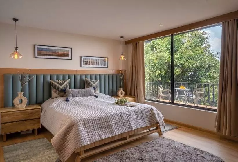 هتل Avalon Cottages Kanatal