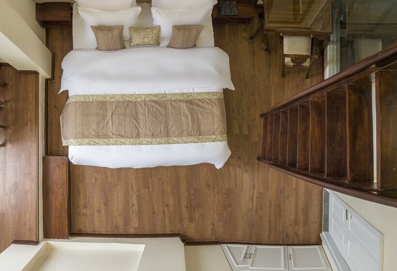 Hotel Echor Backwoods Villa Narkanda