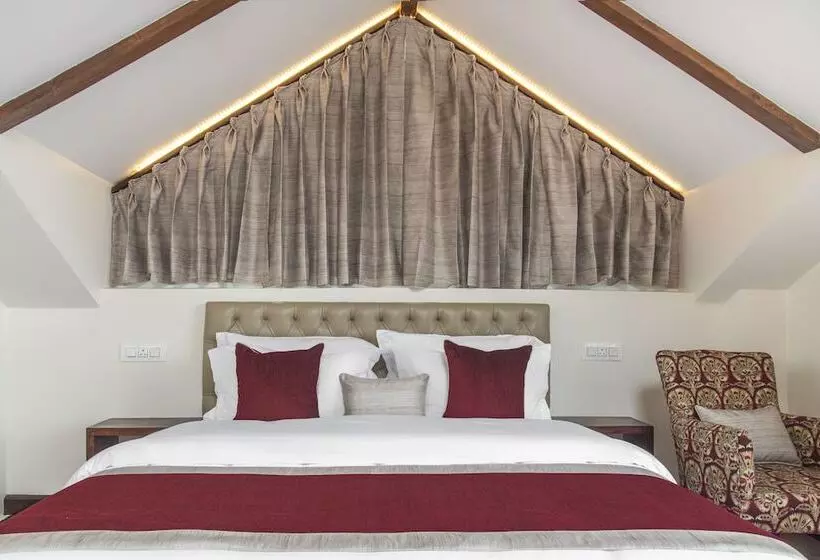 ホテル Echor Backwoods Villa Narkanda