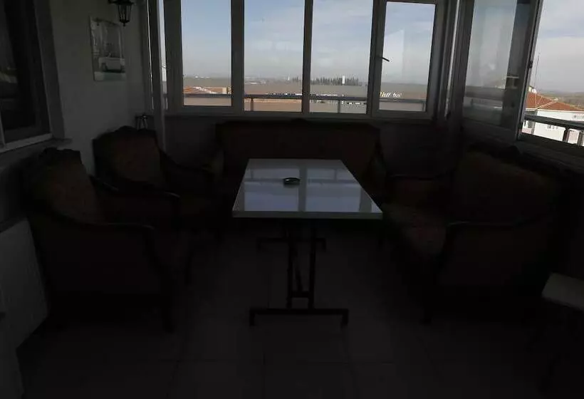 ホテル Nemesis Co Apart