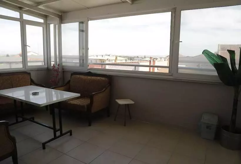 ホテル Nemesis Co Apart