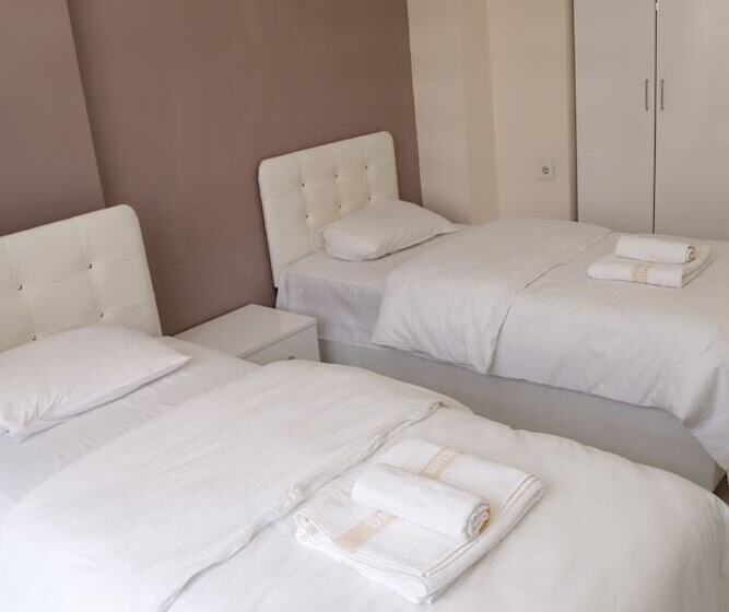 ホテル Nemesis Co Apart