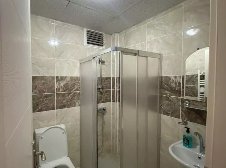 ホテル Nemesis Co Apart