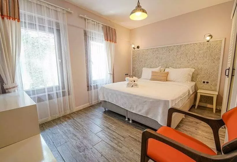 Nirvana Otel