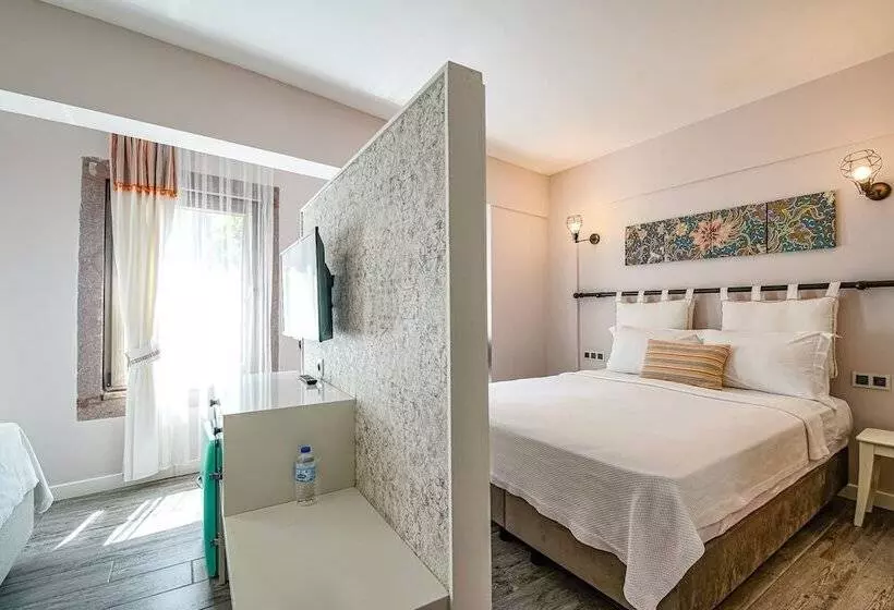 Nirvana Otel