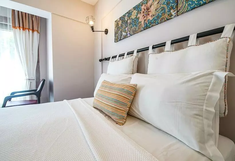 Nirvana Otel
